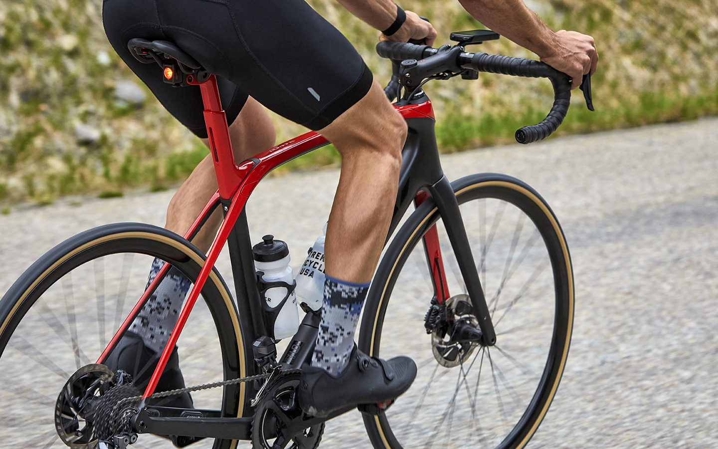 How to shift gears on a road bike 