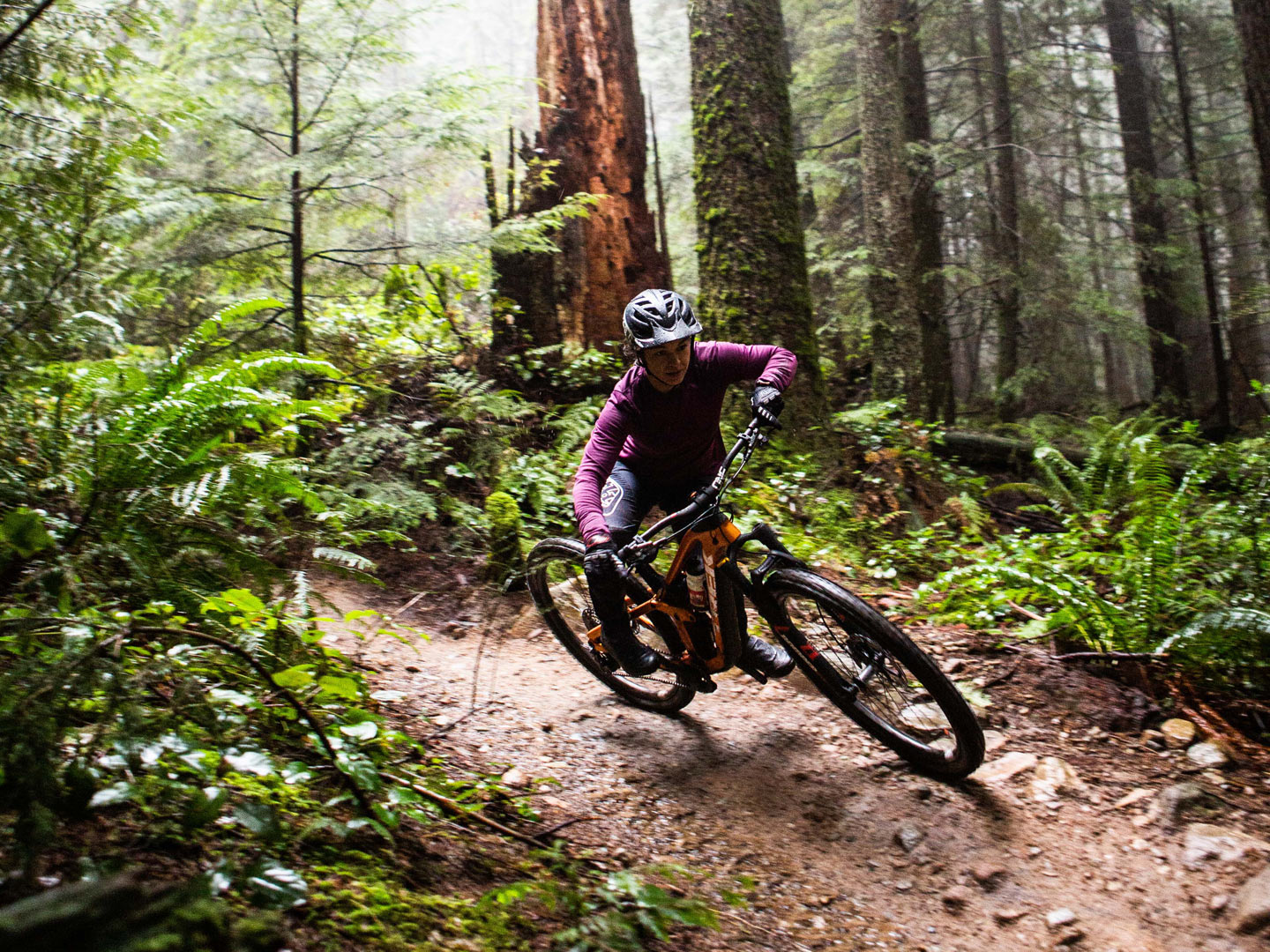 Christina Chappetta cornering in wet terrain